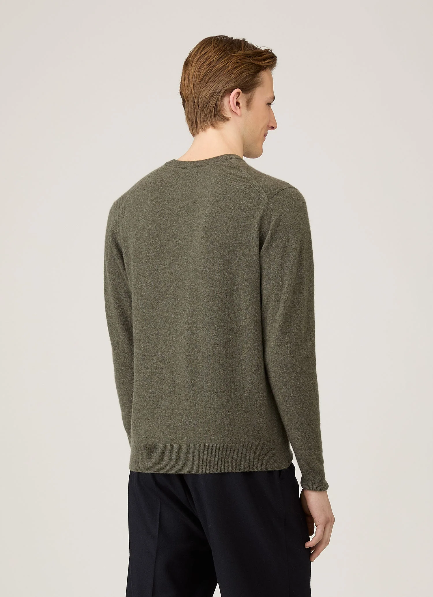 Men's Cashmere Crew Neck Jumper in Khaki - Image 5