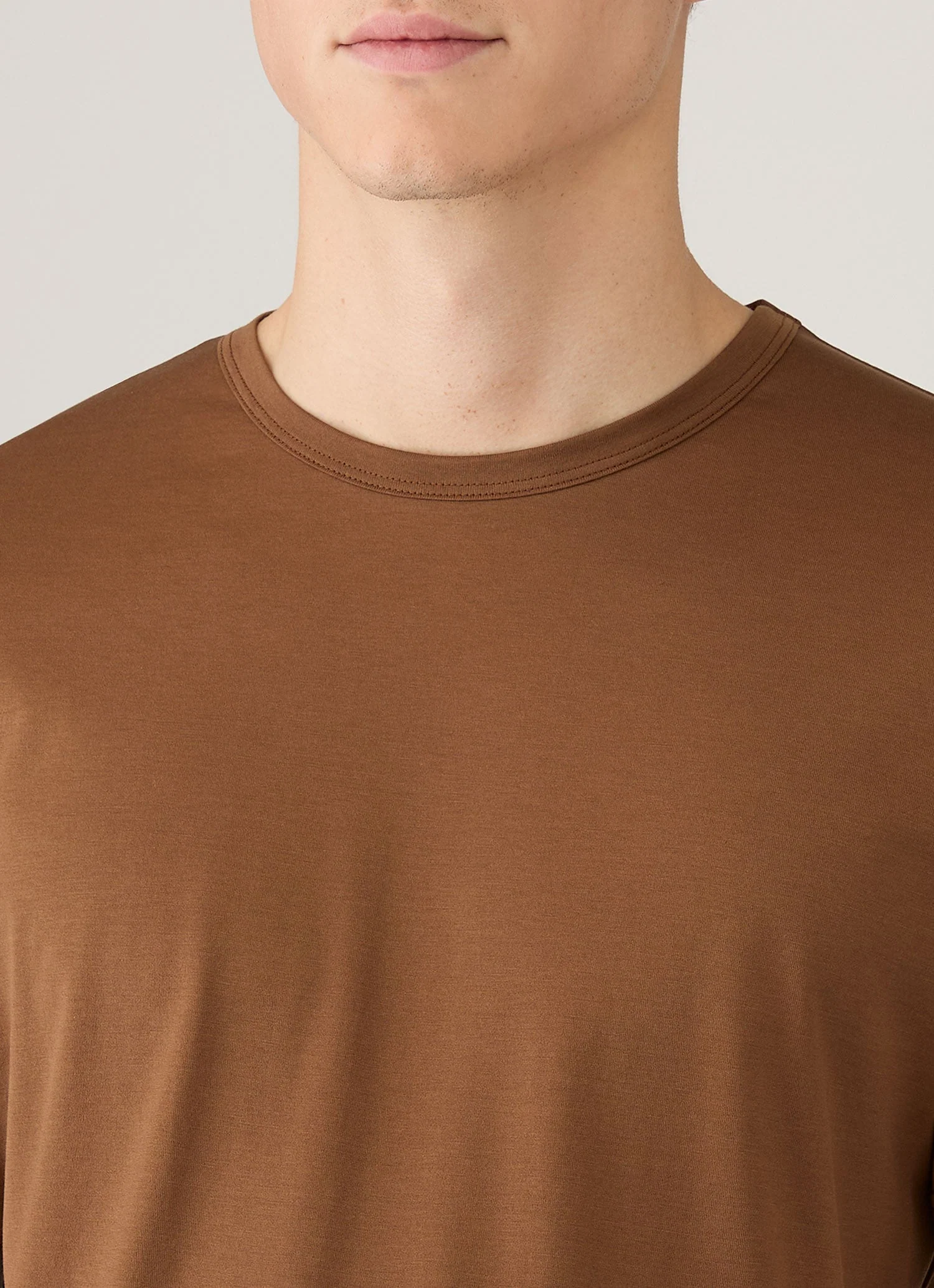 Men's Classic T-shirt in Bronze - Image 6
