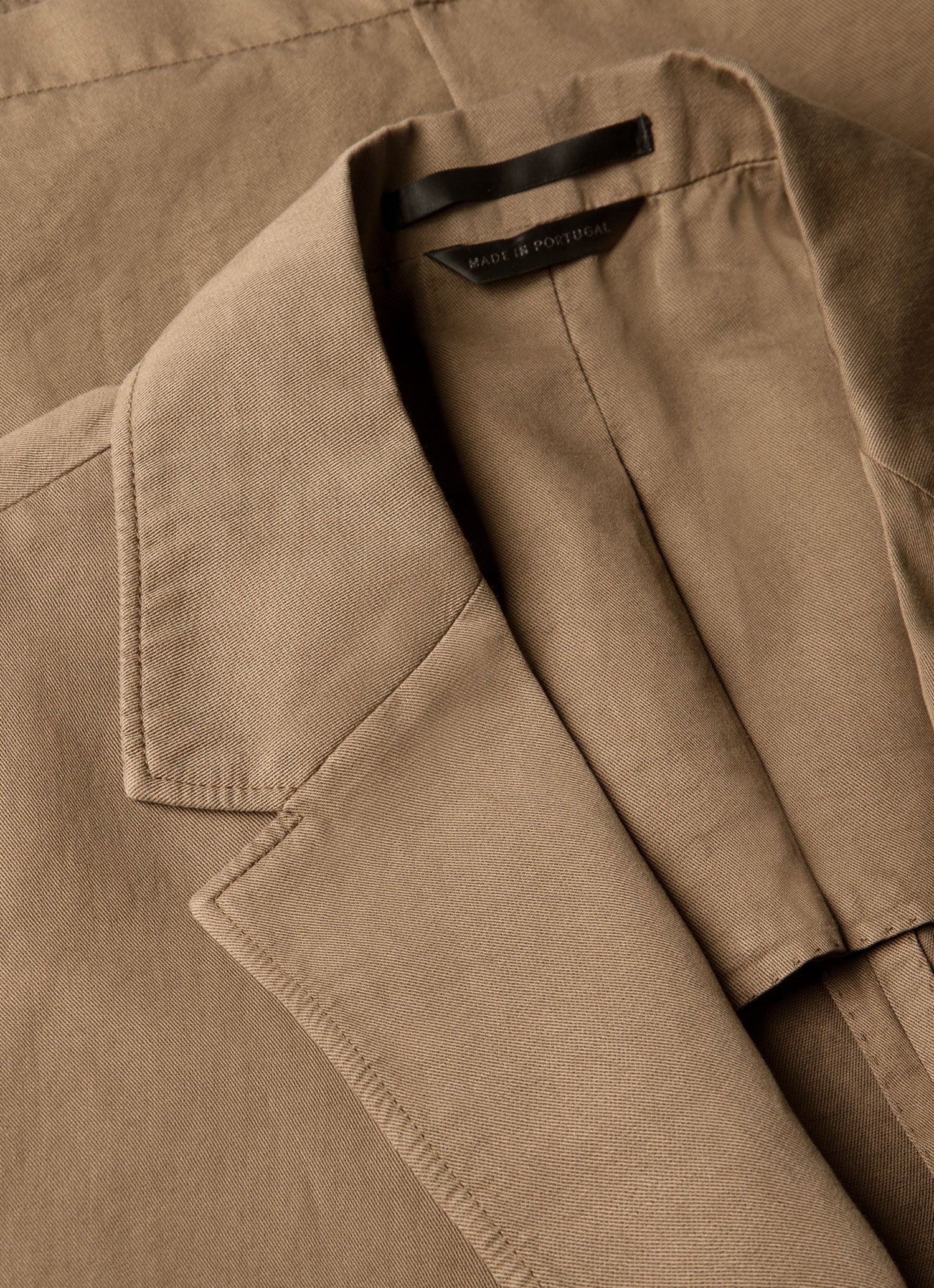Men's Cotton Linen Blazer in Dark Cedar - Image 4