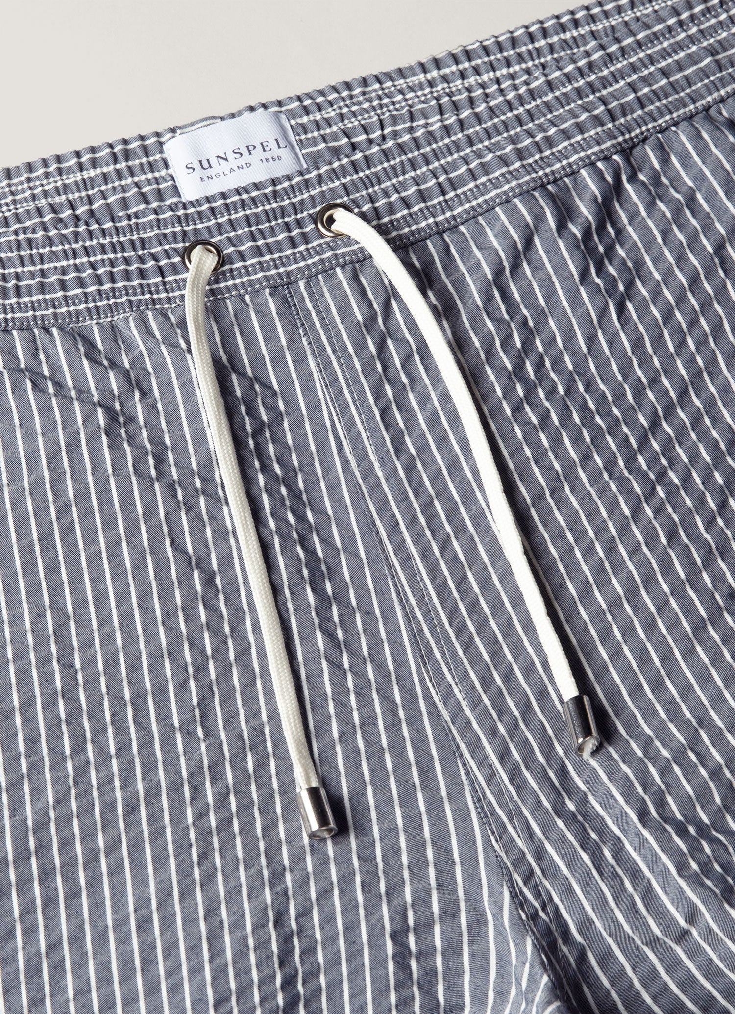 Men's Seersucker Swim Shorts in Navy/White - Image 4