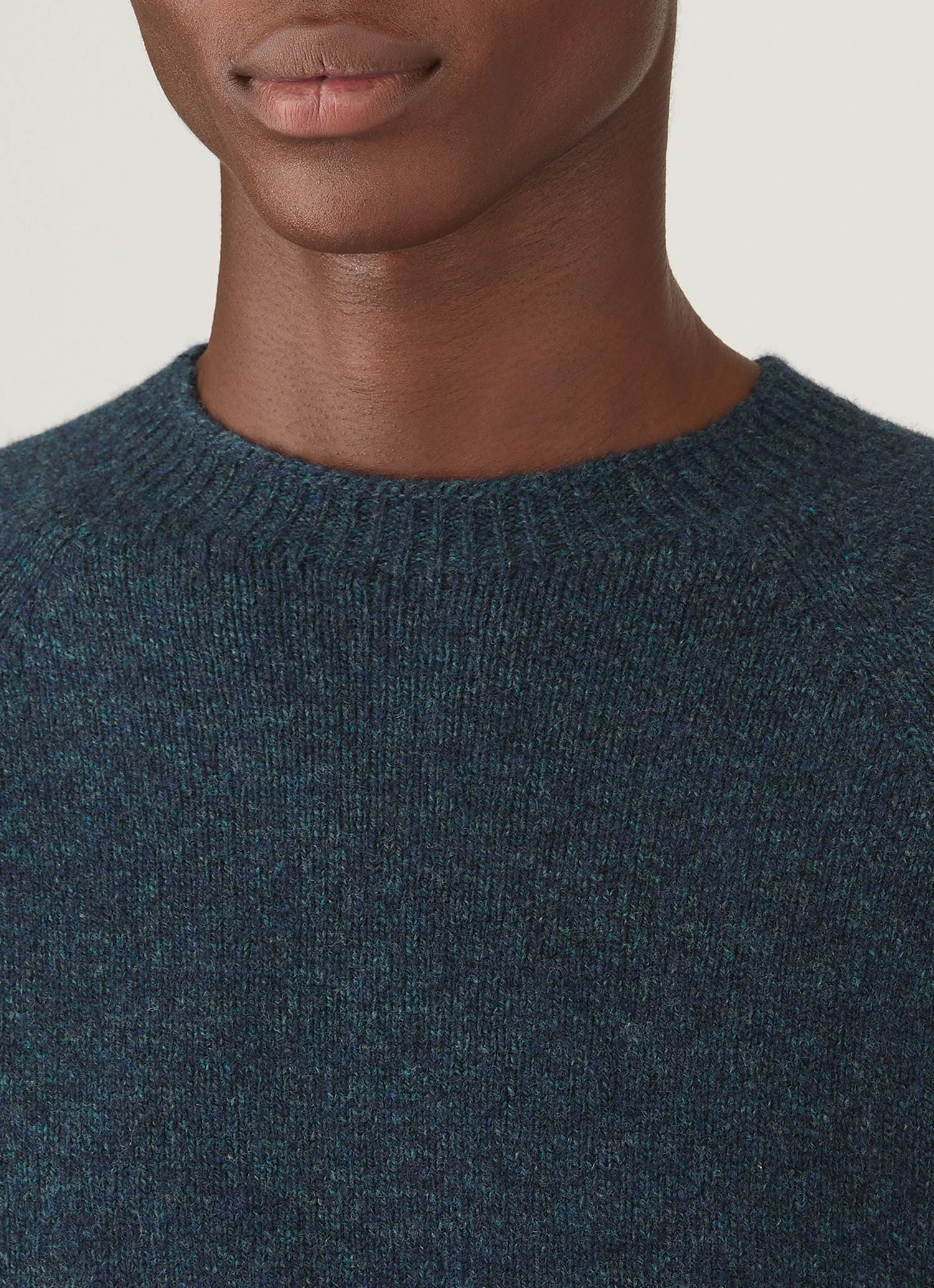 Men's Lambswool Crew Neck Jumper in Dark Petrol Twist - Image 6