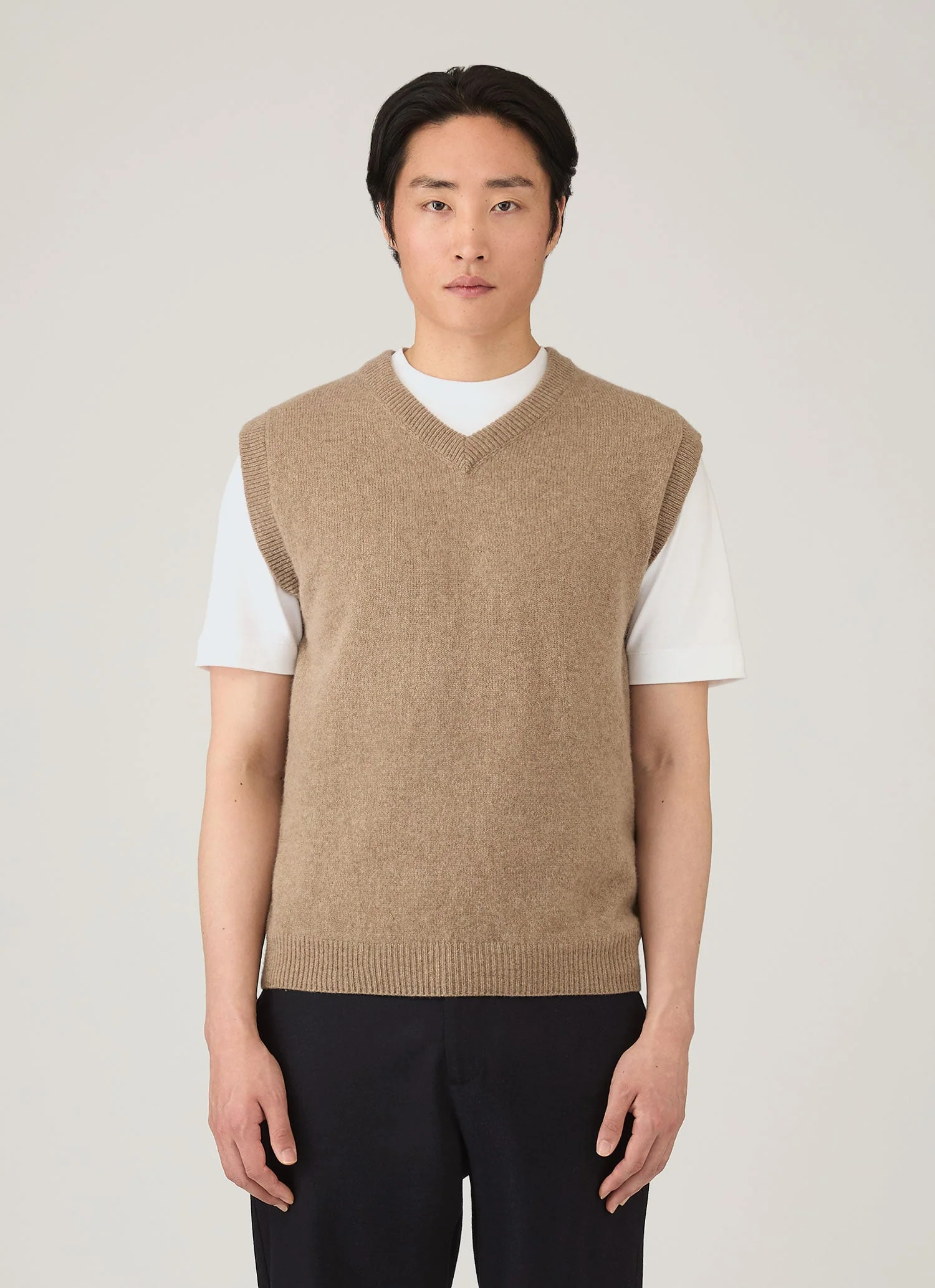 Men's Lambswool Vest in Sandstone - Image 2
