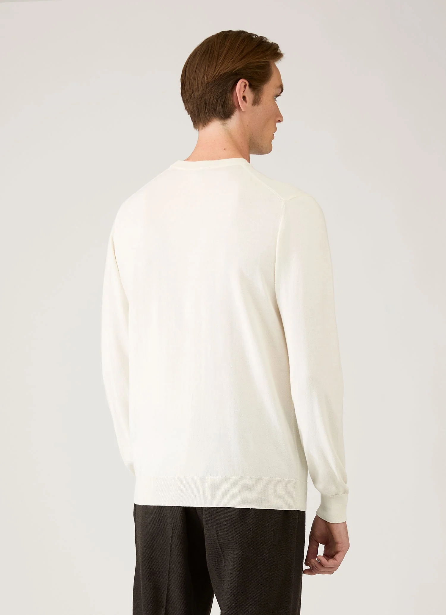 Men's Lightweight Cotton Jumper in Ecru - Image 5