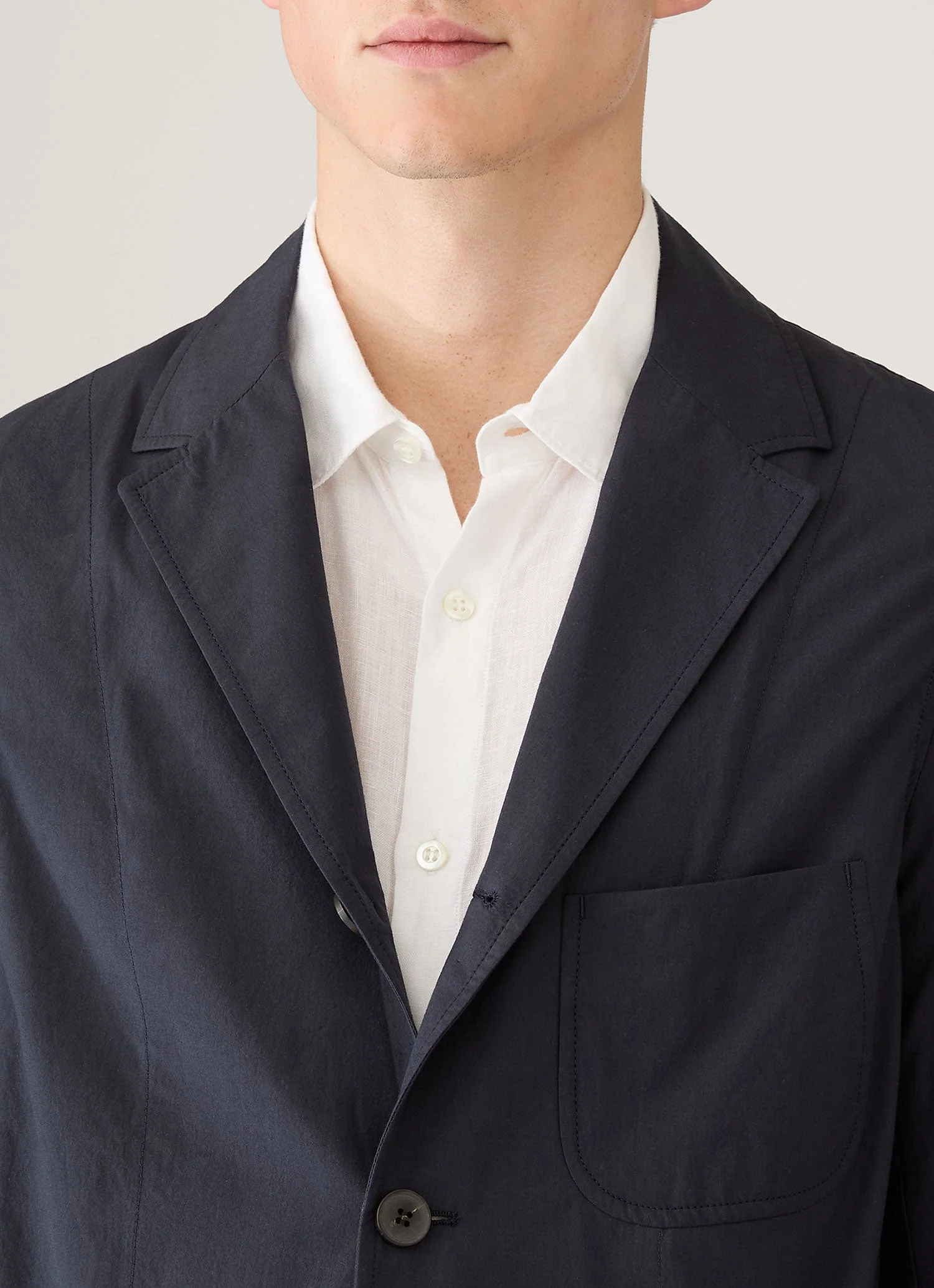 Men's Lightweight Cotton Poplin Jacket in Navy - Image 6