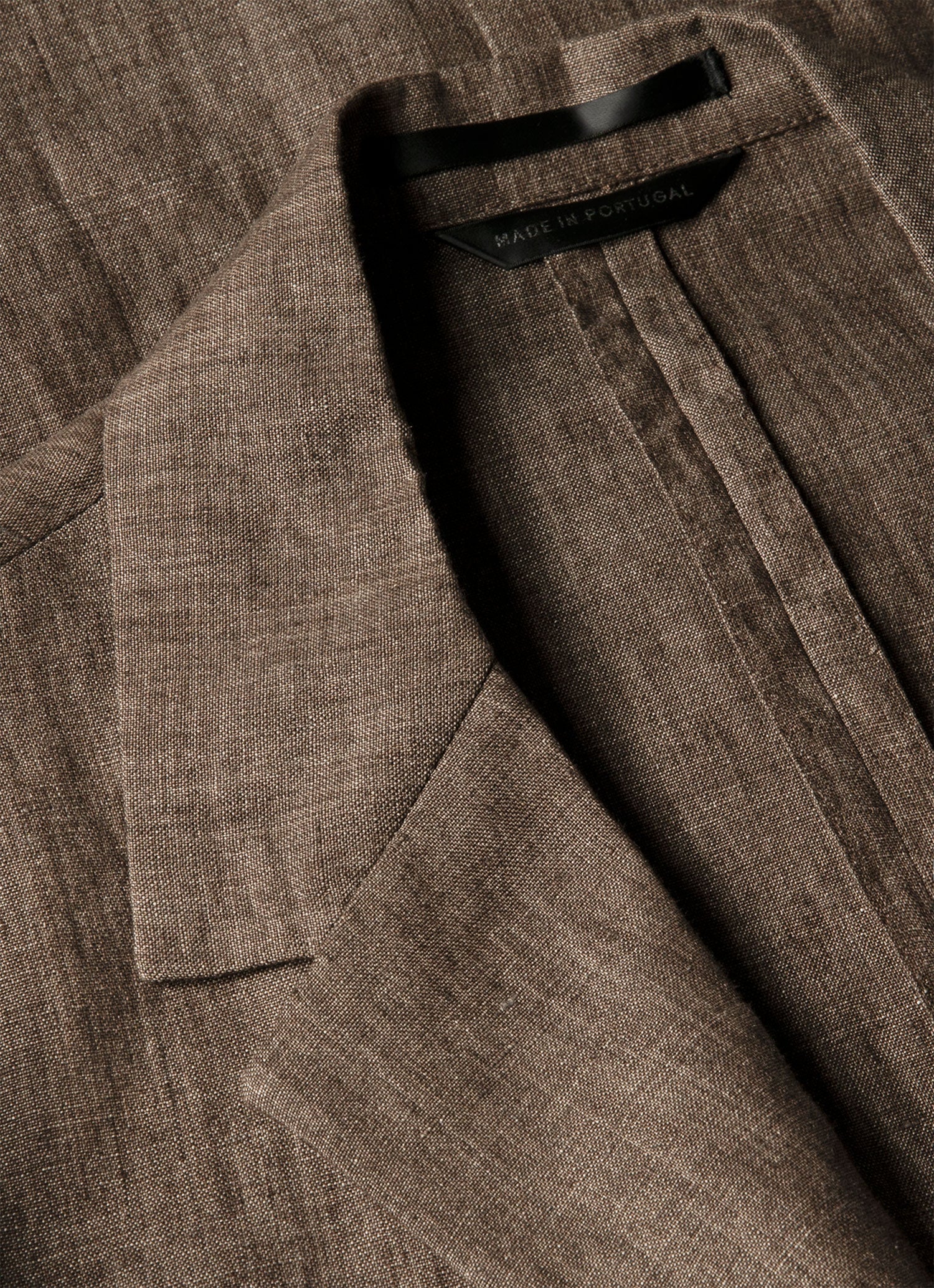 Men's Linen Blazer in Dark Walnut - Image 4