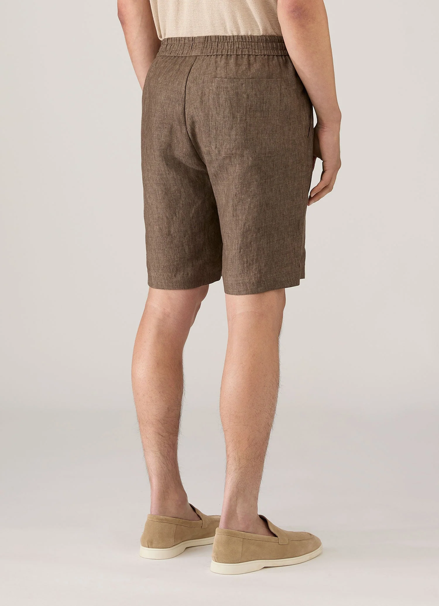 Men's Linen Drawstring Short in Dark Walnut - Image 5