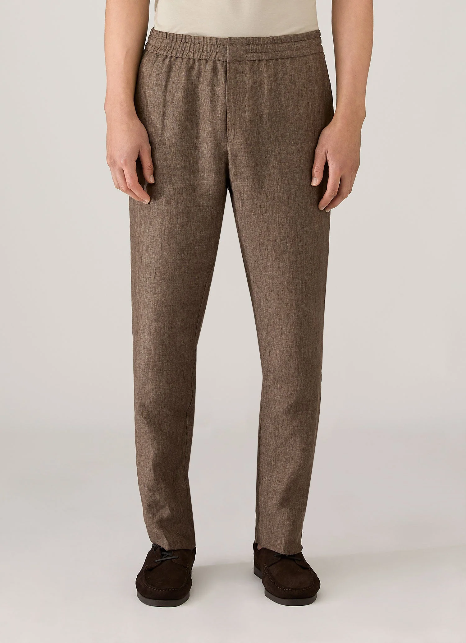 Men's Linen Drawstring Trouser in Dark Walnut - Image 2