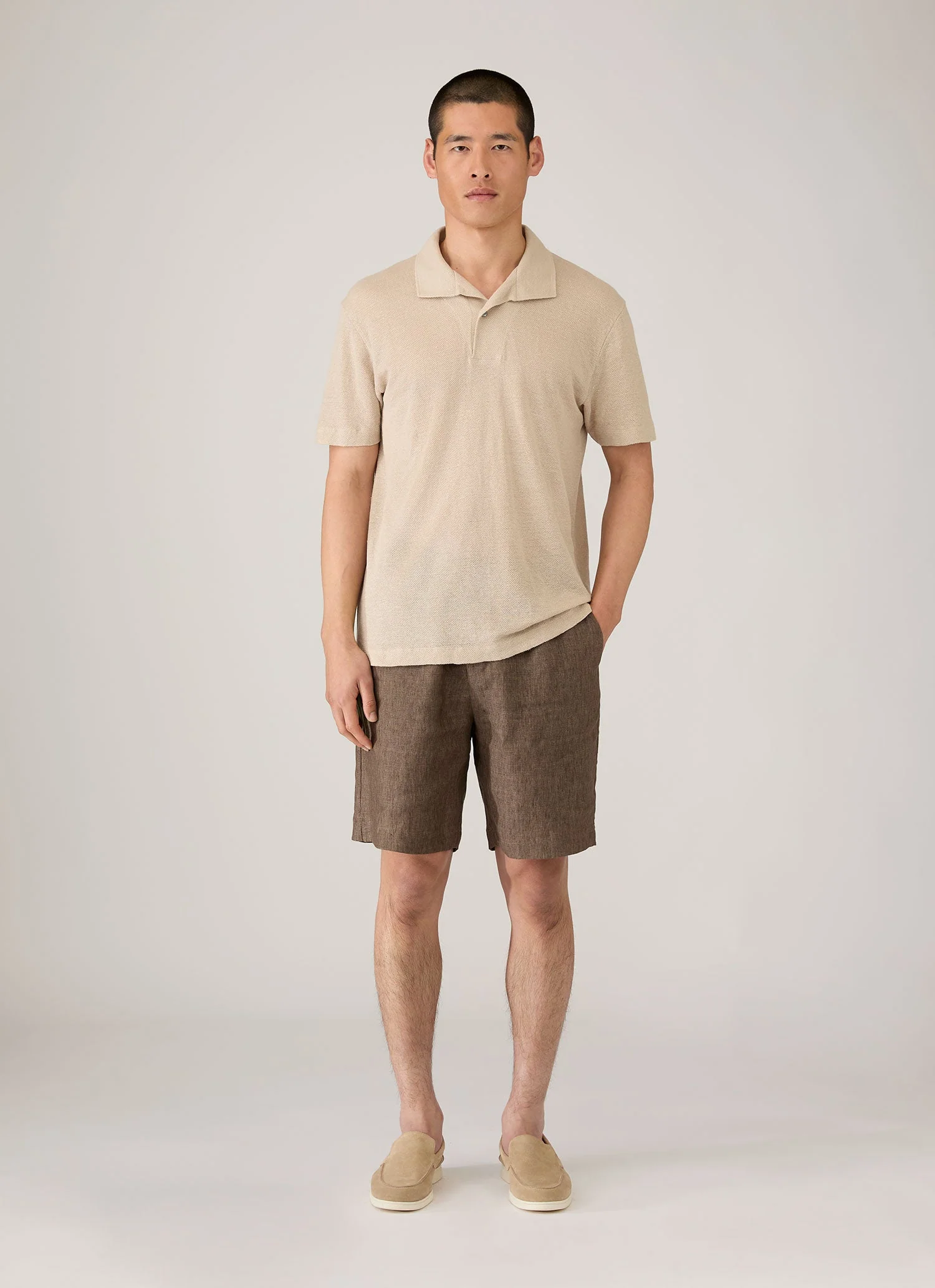 Men's Linen Piqué Polo Shirt in Hazelwood - Image 2