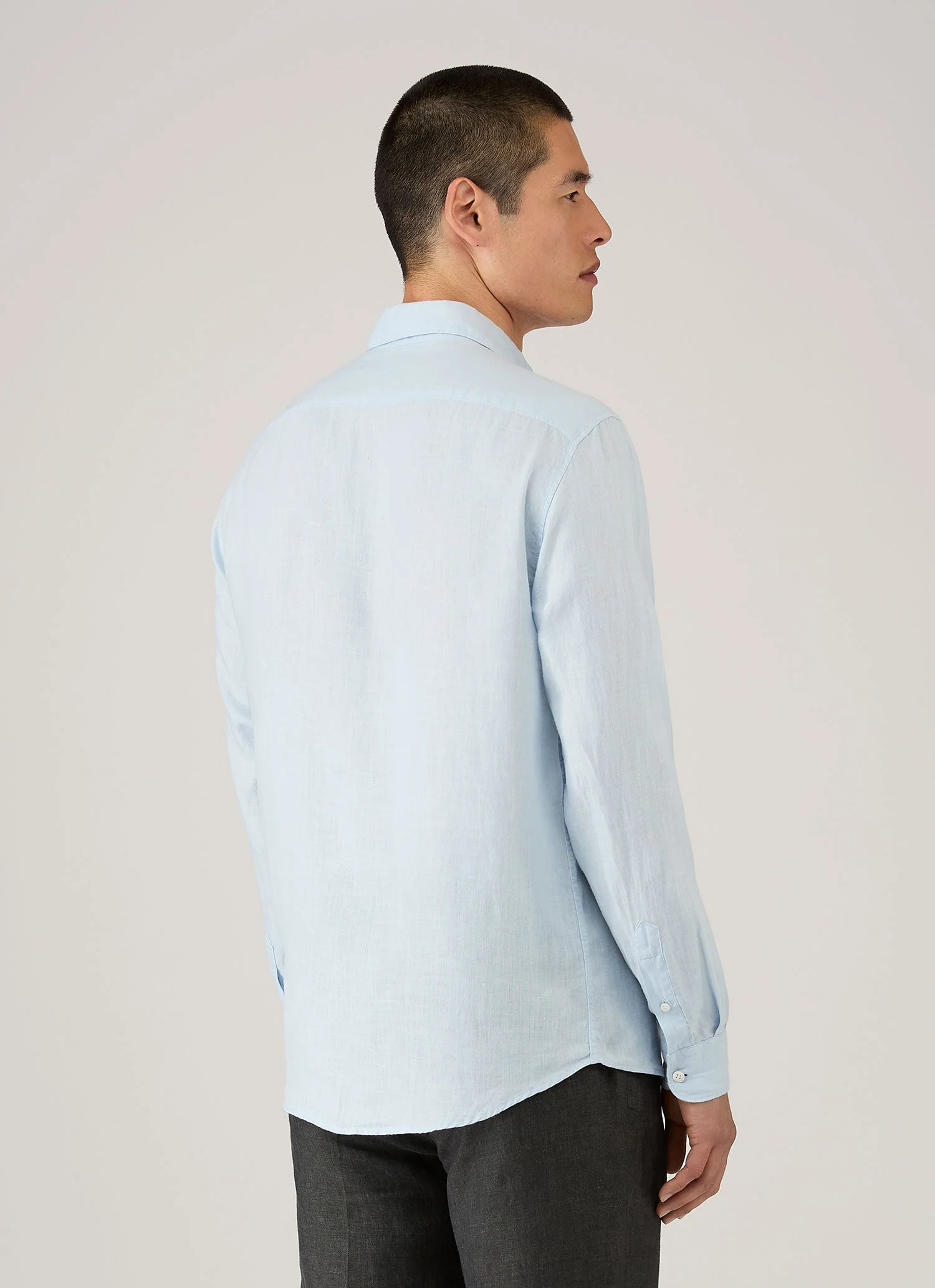 Men's Linen Shirt in Light Blue - Image 5