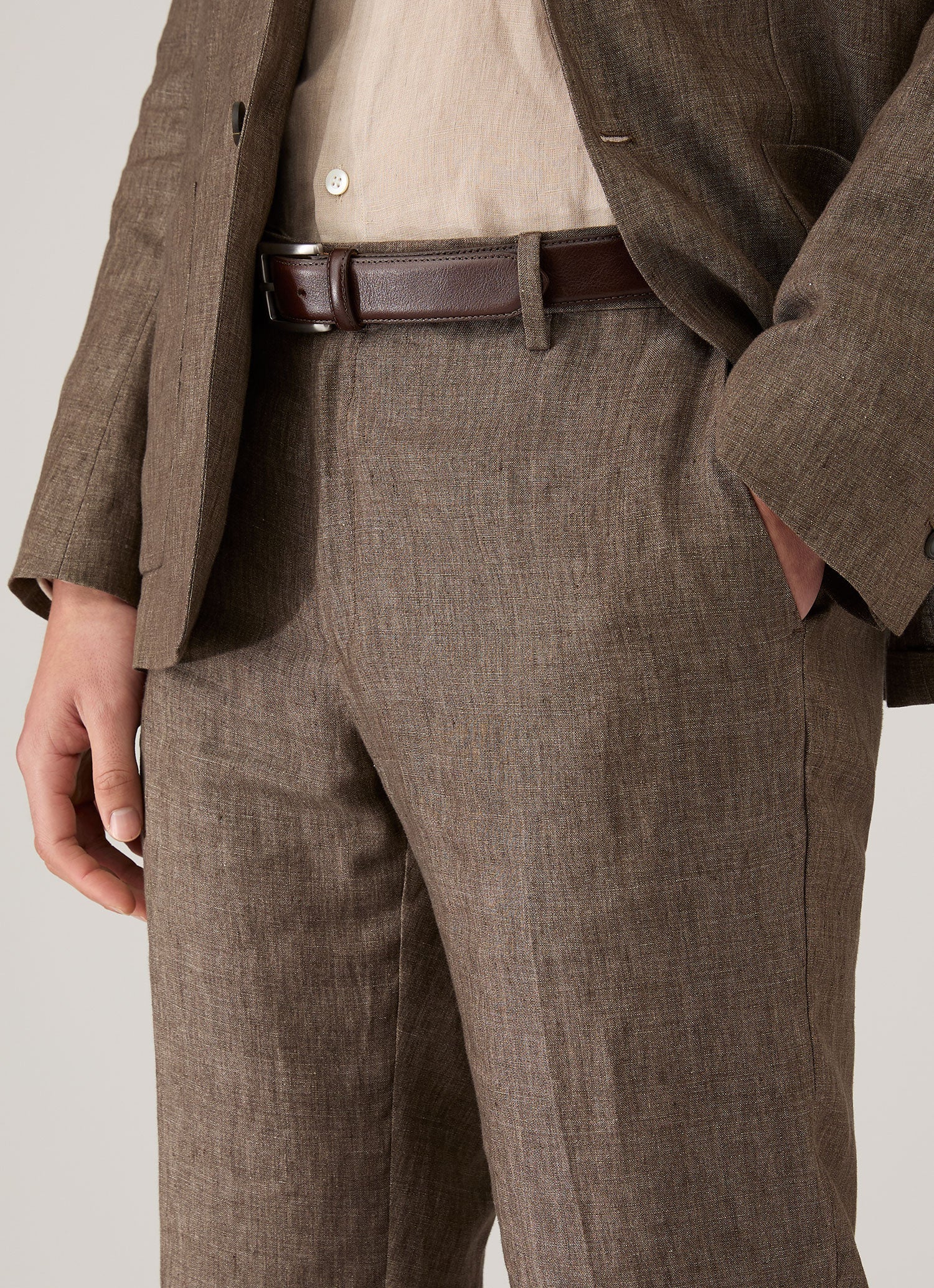 Men's Linen Trouser in Dark Walnut - Image 6