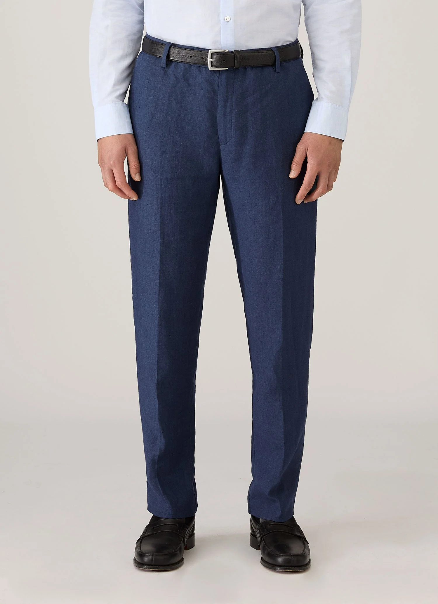 Men's Linen Trouser in Light Navy - Image 2