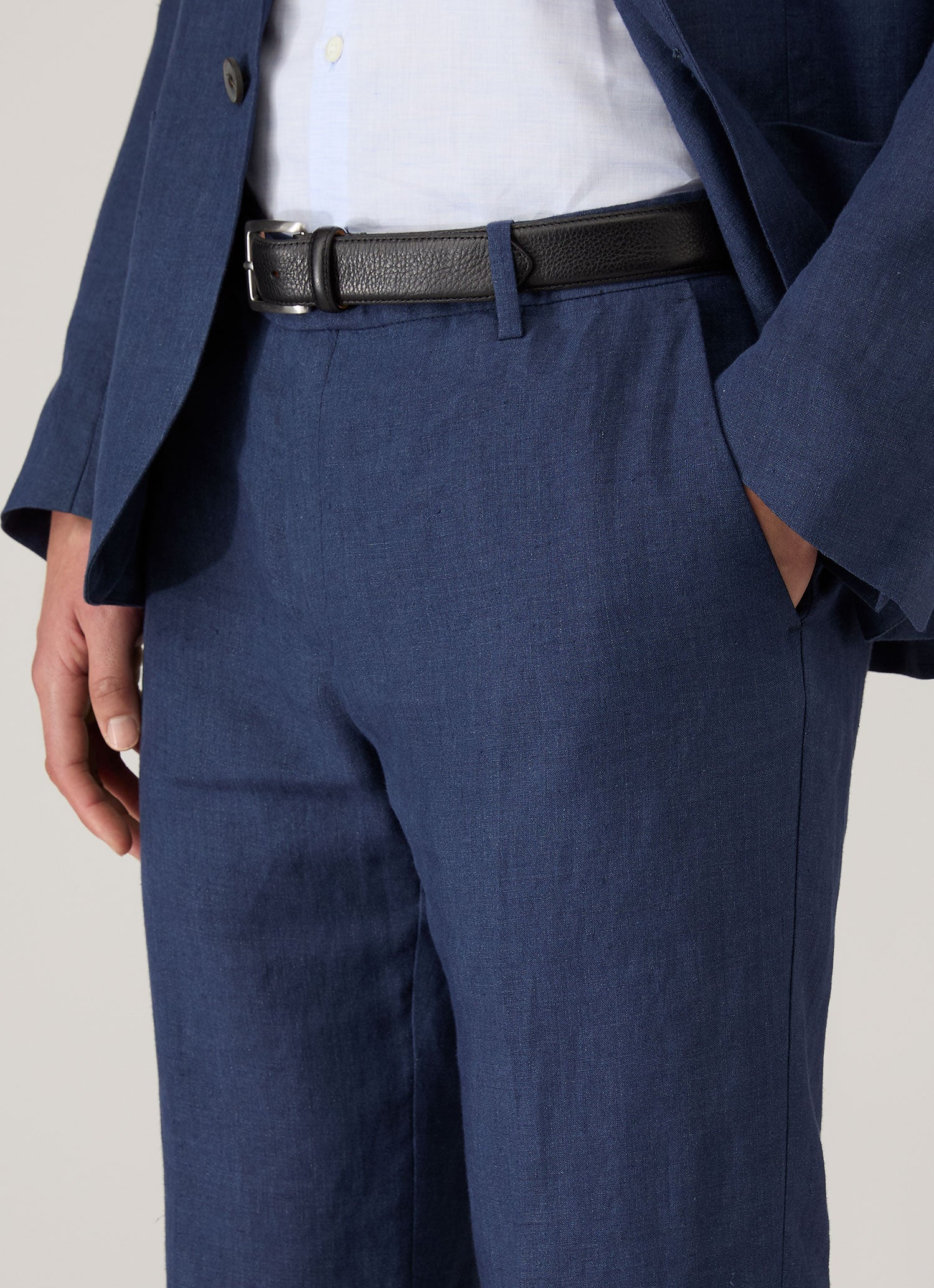 Men's Linen Two-Piece Suit in Light Navy - Image 6