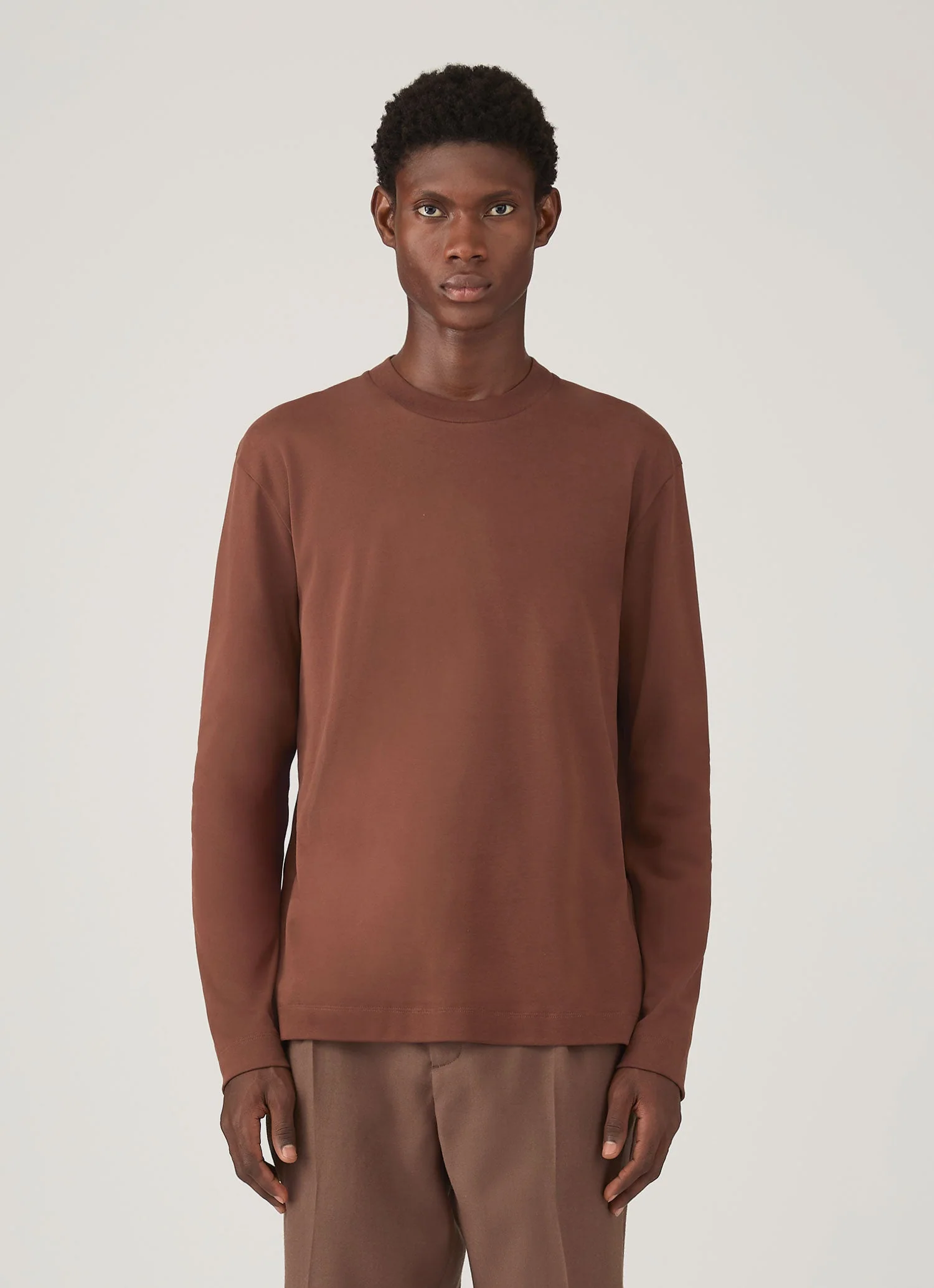 Men's Long Sleeve Heavyweight T-shirt in Conker Brown - Image 2