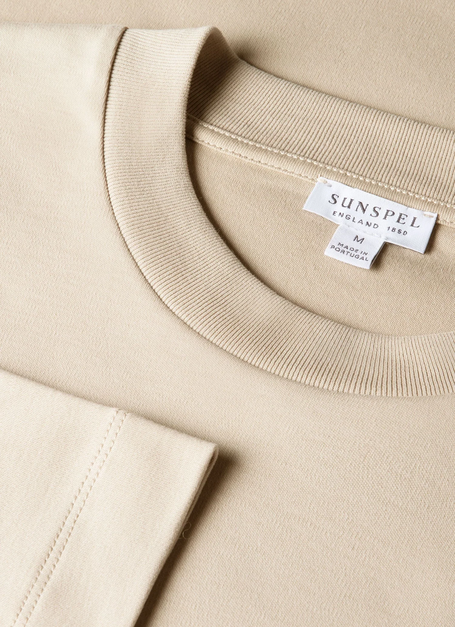 Men's Long Sleeve Heavyweight T-shirt in Hazelwood - Image 4