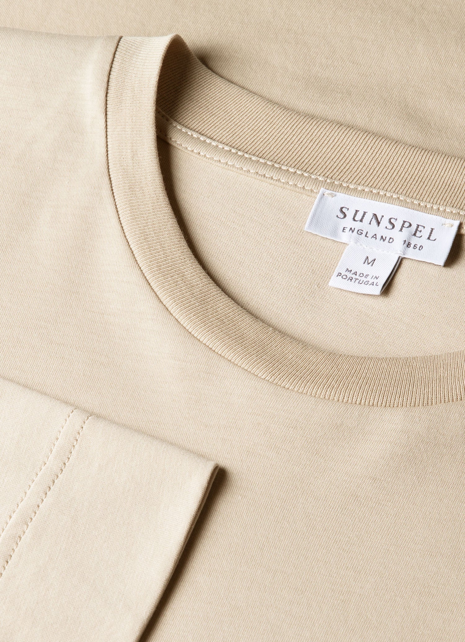 Men's Long Sleeve Riviera Midweight T‑shirt in Hazelwood - Image 4