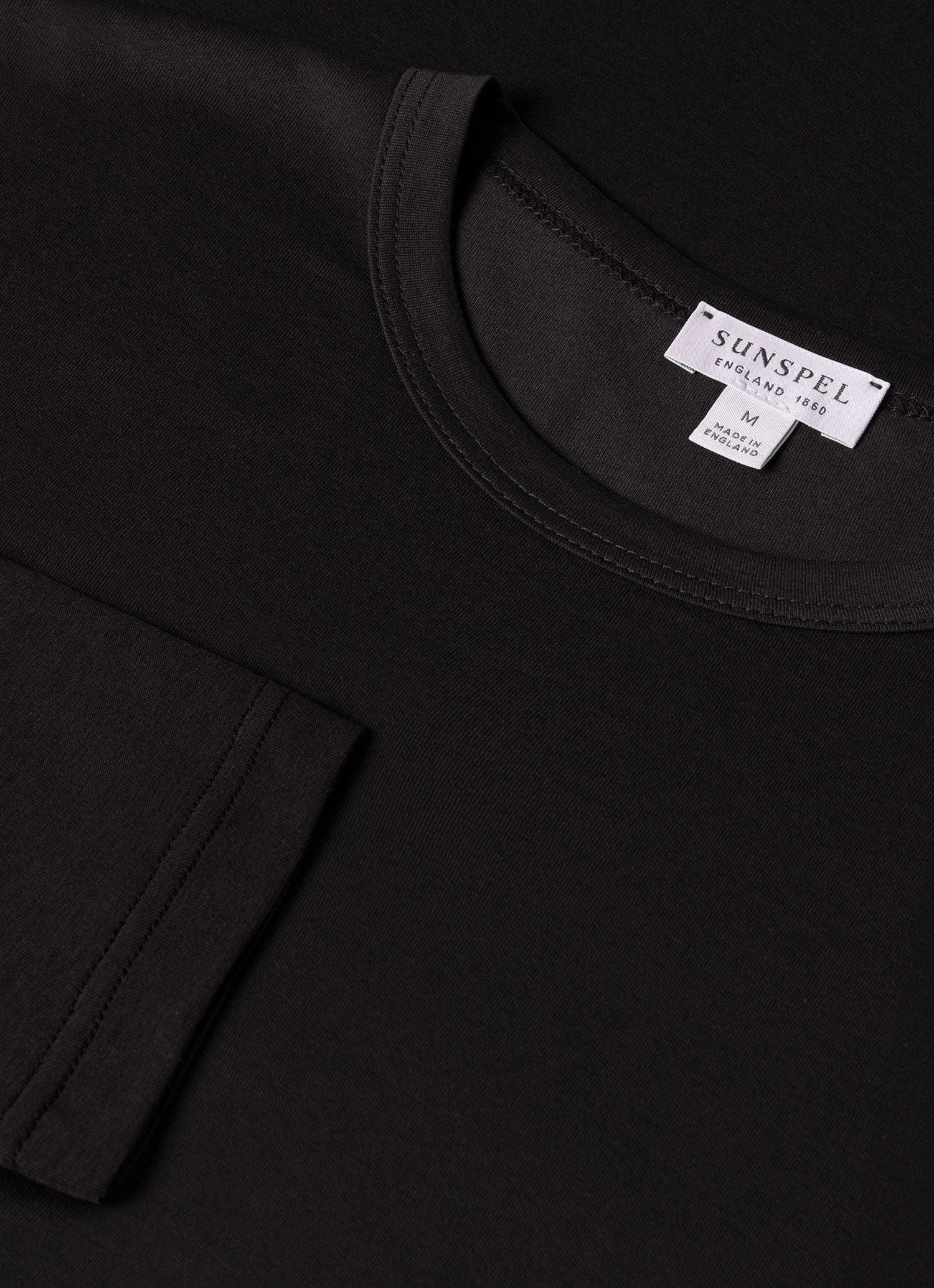 Men's Classic Long Sleeve T-shirt in Black - Image 4