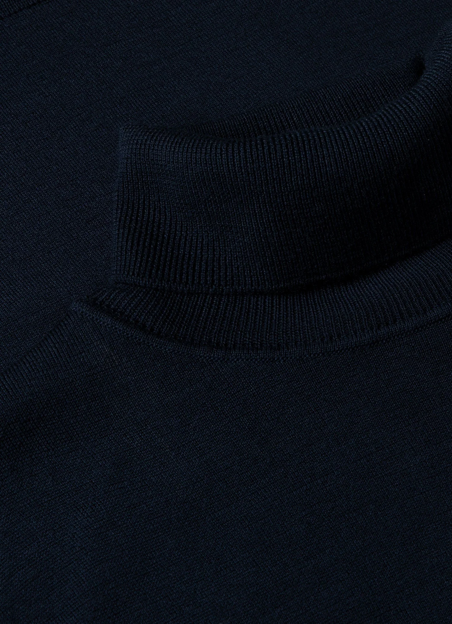 Men's Extra-Fine Merino Roll Neck in Light Navy - Image 4