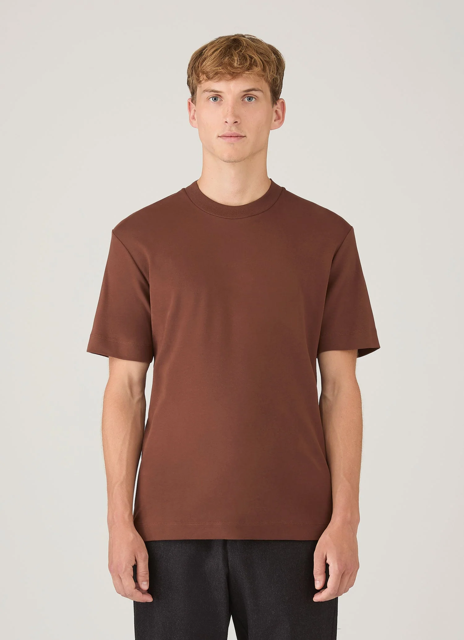 Men's Relaxed Fit Heavyweight T-shirt in Conker Brown - Image 2