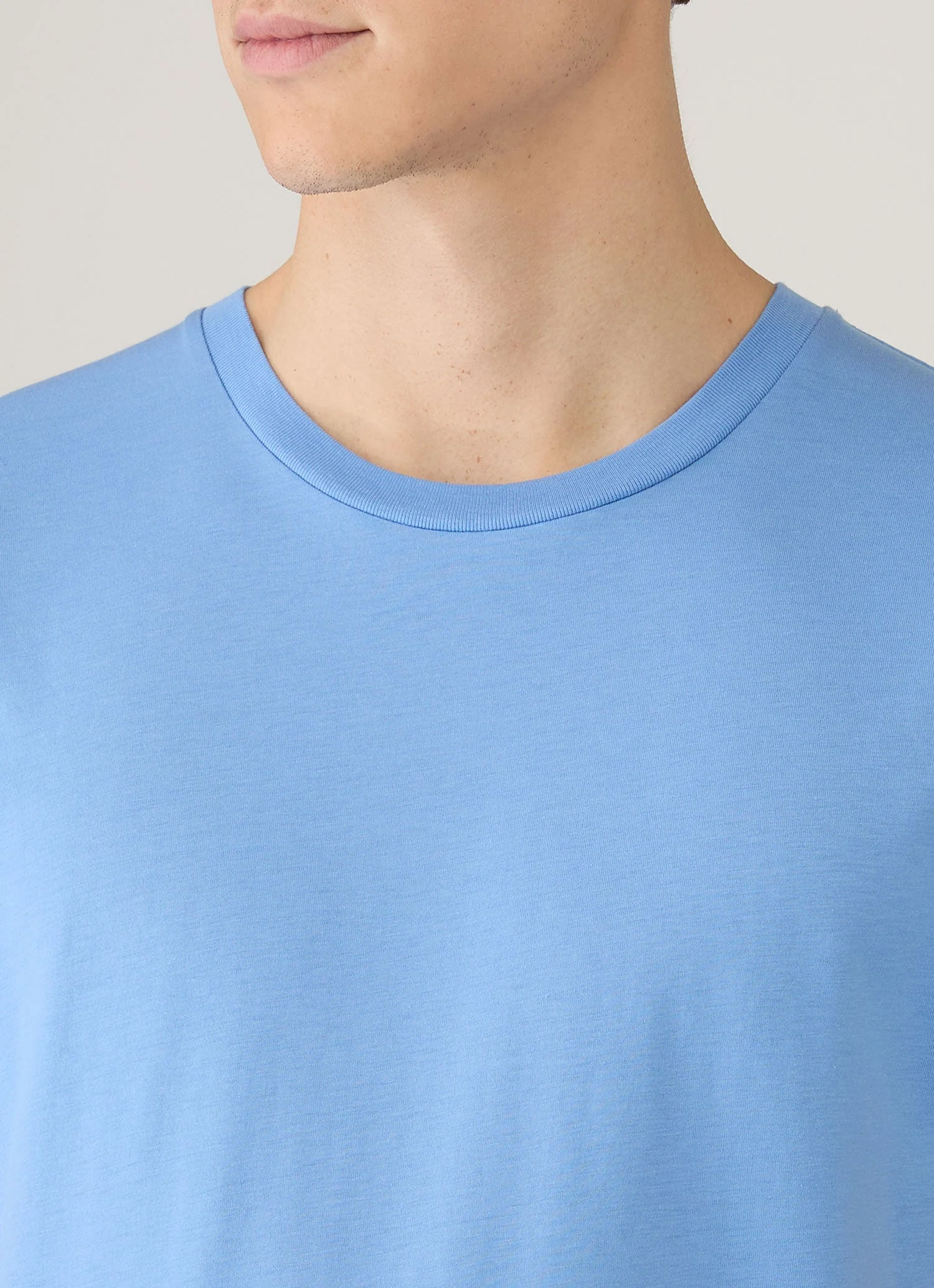 Men's Riviera Midweight T-shirt in Azure Blue - Image 6