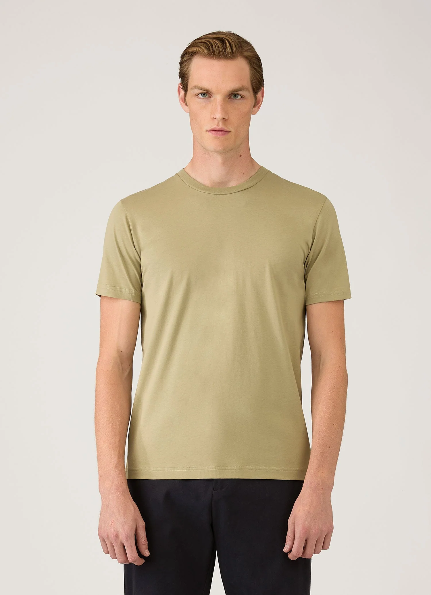 Men's Riviera Midweight T-shirt in Pistachio - Image 2