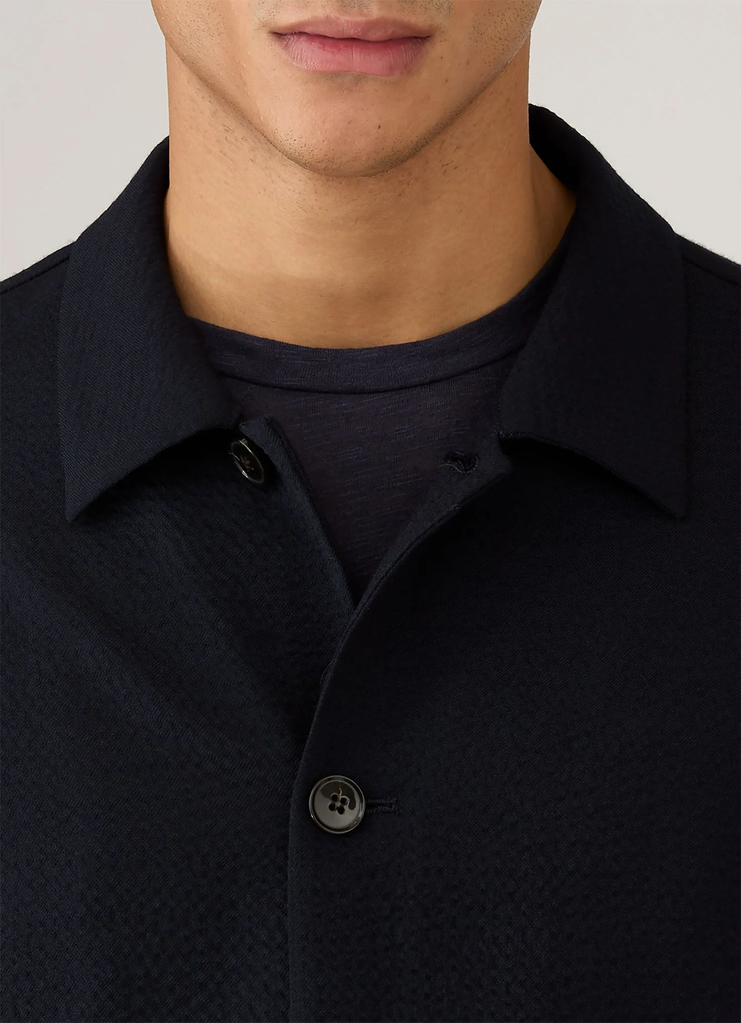 Men's Seersucker Jacket in Navy - Image 6