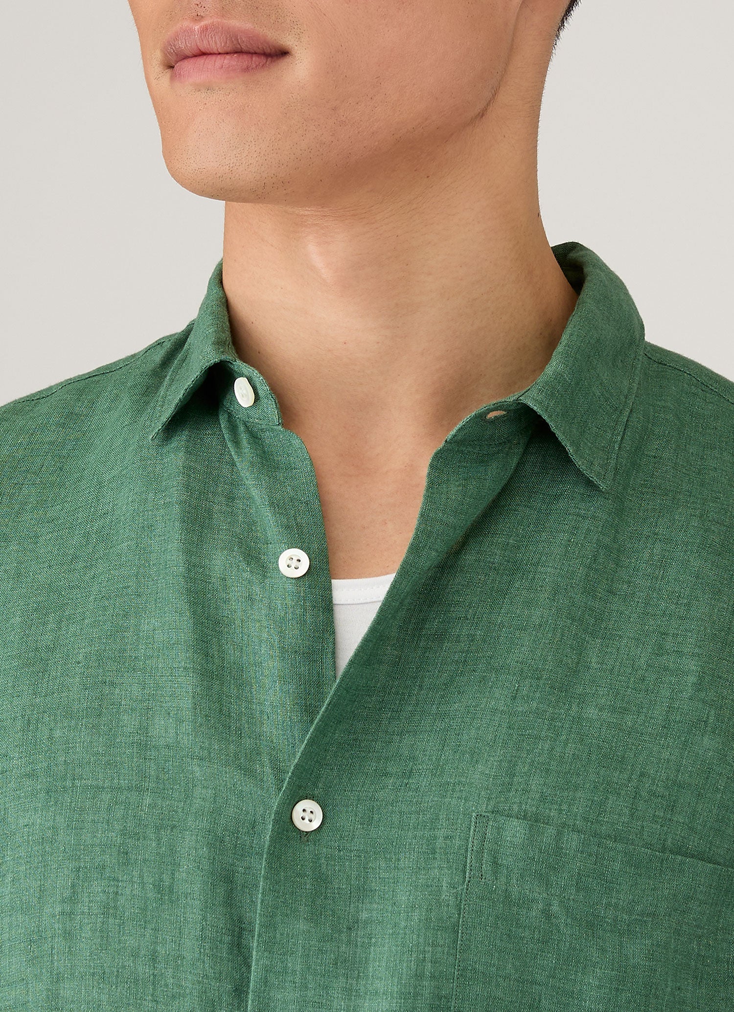 Men's Short Sleeve Linen Shirt in Bright Green - Image 6