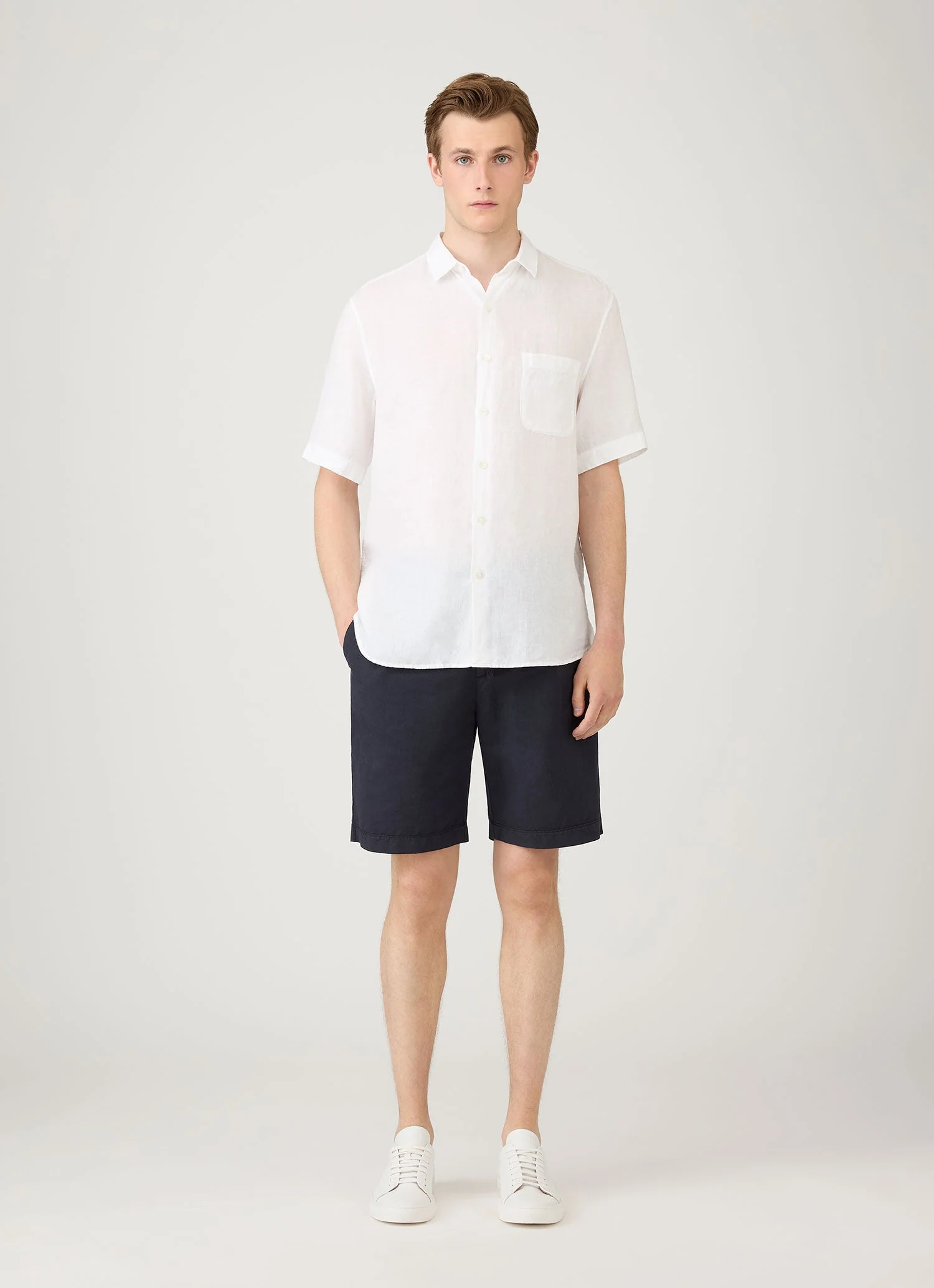 Men's Short Sleeve Linen Shirt in White - Image 3