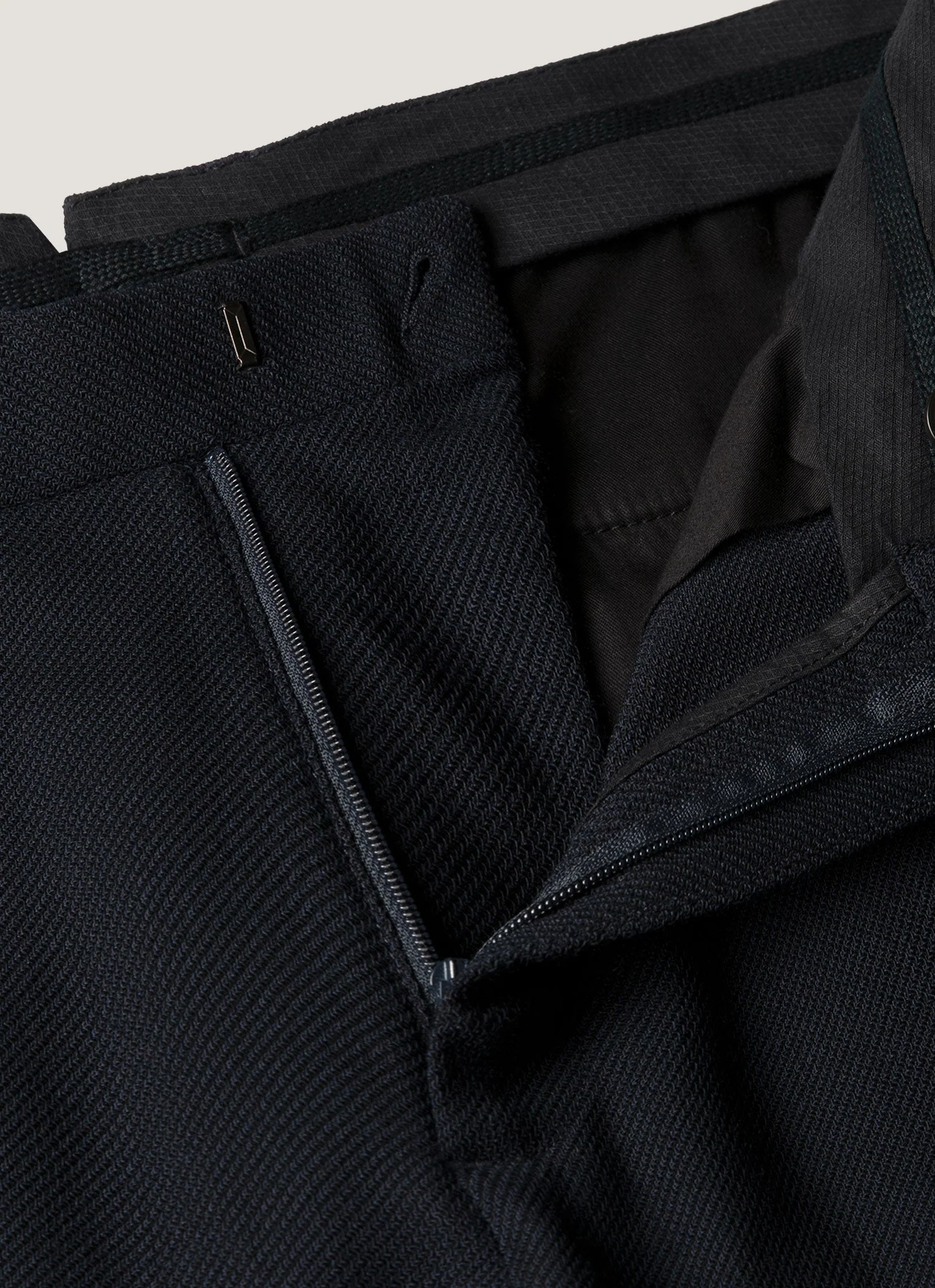 Men's Textured Wool Two-Piece Suit in Navy - Image 7