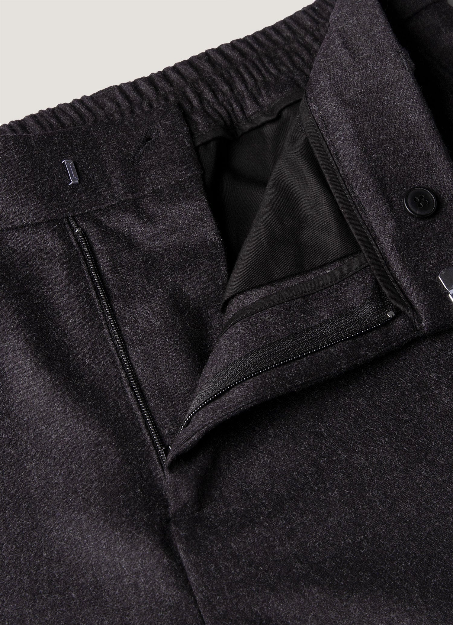 Men's Wool Cashmere Flannel Trouser in Charcoal Melange - Image 4