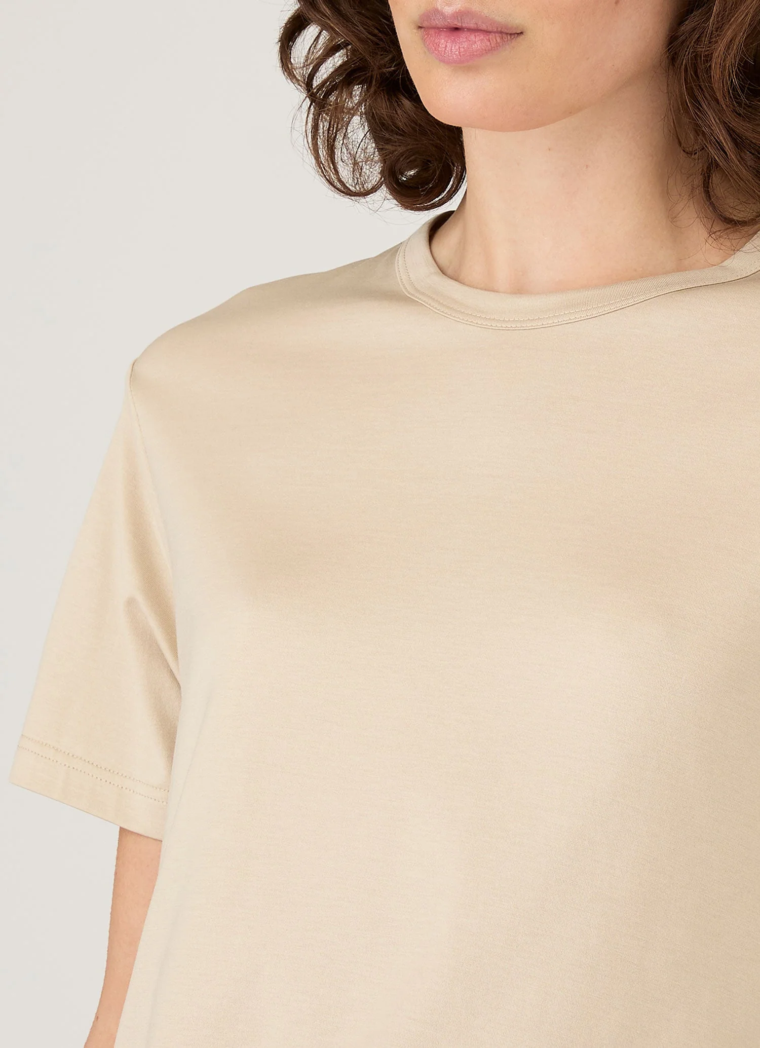 Women's Everyday T-shirt in Hazelwood - Image 4