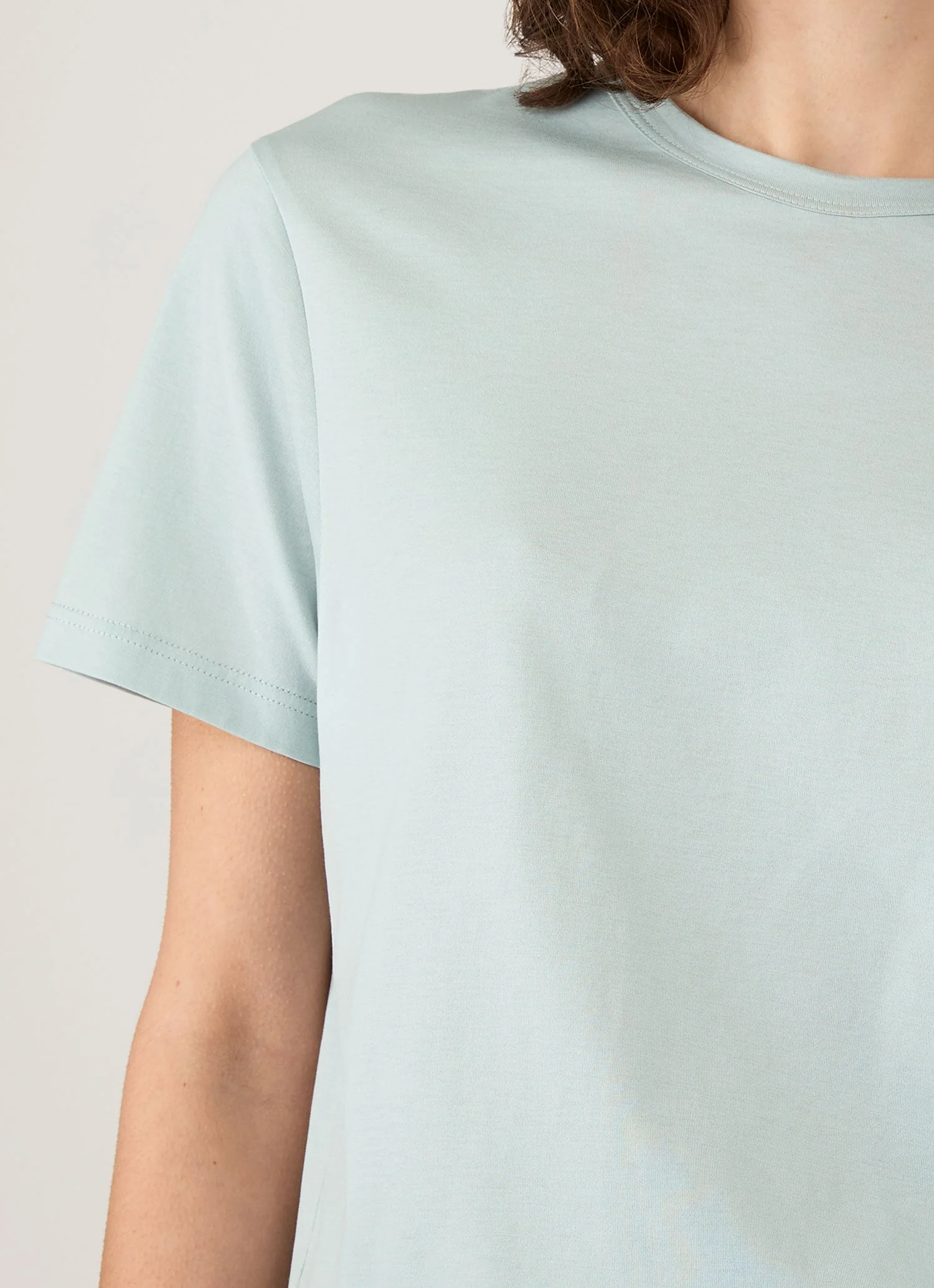 Women's Everyday T-shirt in Peppermint - Image 4